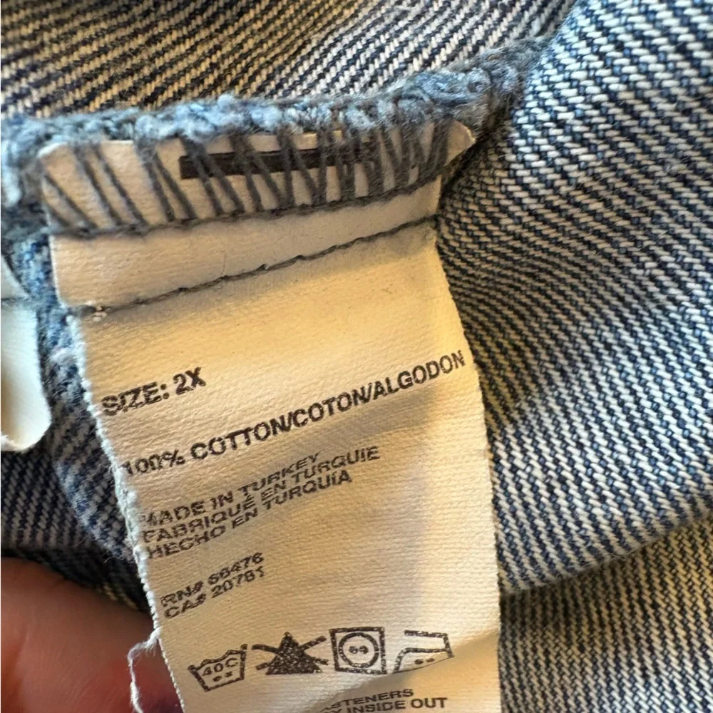 Y2K Tommy Hilfiger Classic Blue Denim Jacket - Picture 4 of 7